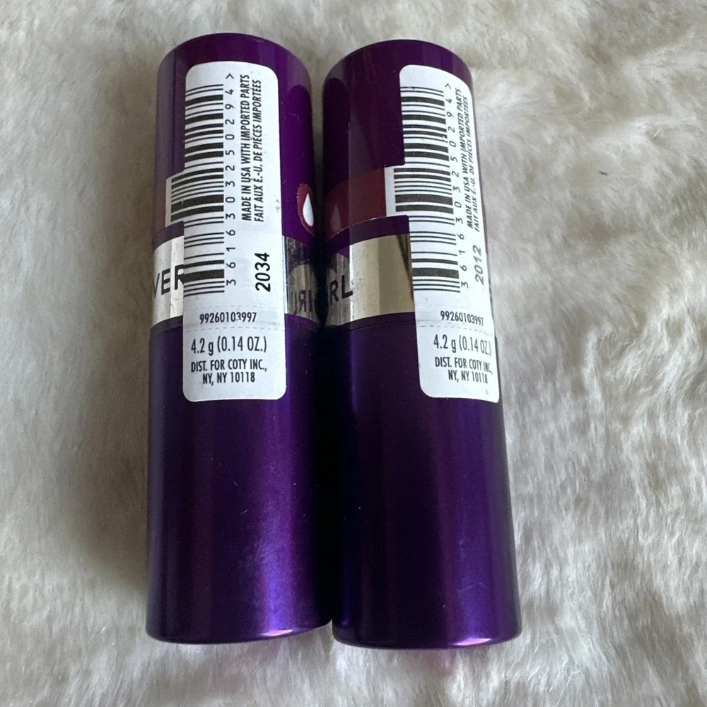 2 Lot Of CoverGirl‎ Simply Ageless Hyaluronic Acid Lipstick #350 Honest Berry